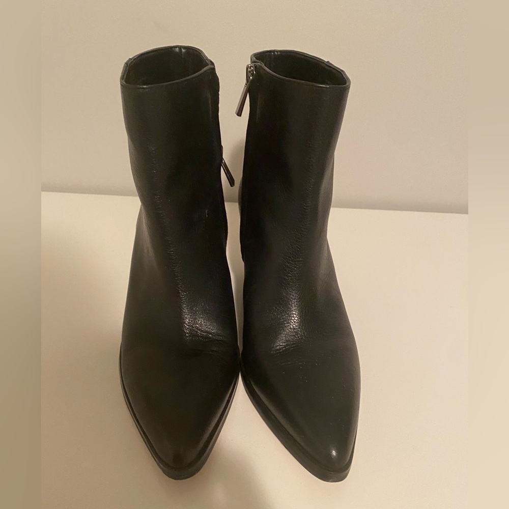 Enzo Angiolini Booties Sz 37.5